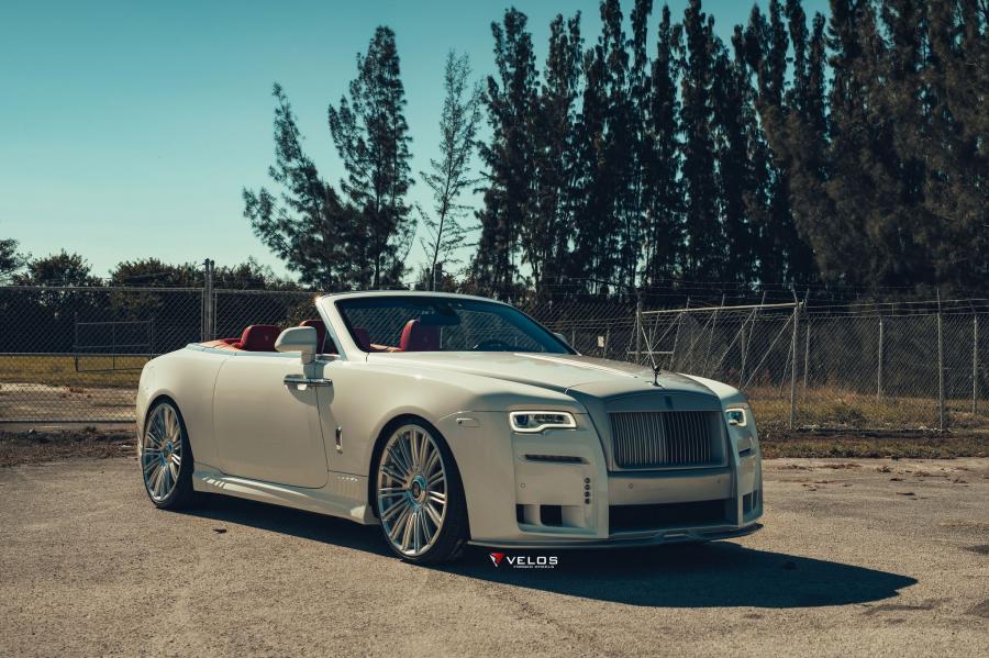  Rolls-Royce Dawn by Wald on Velos Wheels (CRS15) 2019 года  (фото 1 из 18)